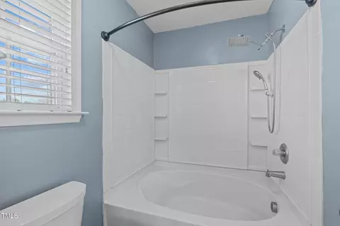 Bath - 7905 Willow Croft Dr, Willow Spring, NC 27592 photo 2 of 3