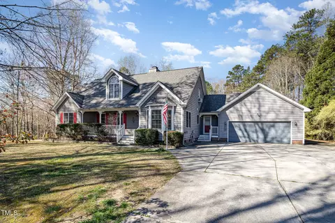 212 Wintergreen Dr, Garner, NC 27529