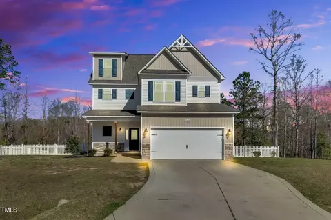 303 Pleasant Ridge Ct, Benson, NC 27504