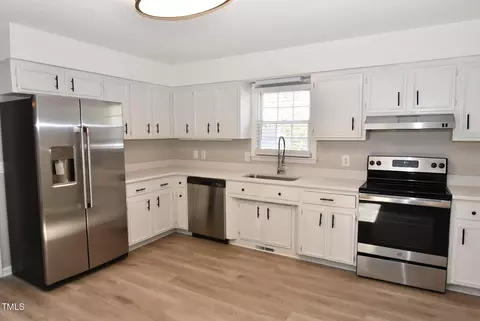 107 Ware Ct, Garner, NC 27529 photo 3