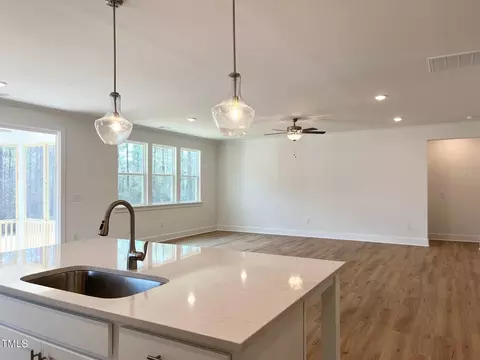136 Tee Time Ter, Benson, NC 27504 photo 6