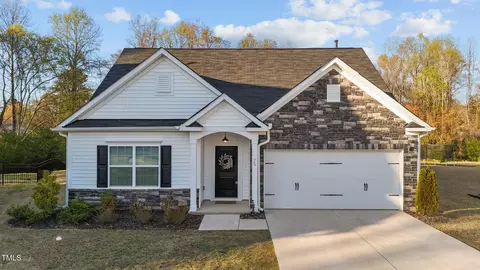 75 Red Crabapple Ct, Clayton, NC 27520