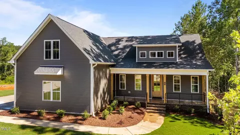 65 Stream View Way, Zebulon, NC 27597