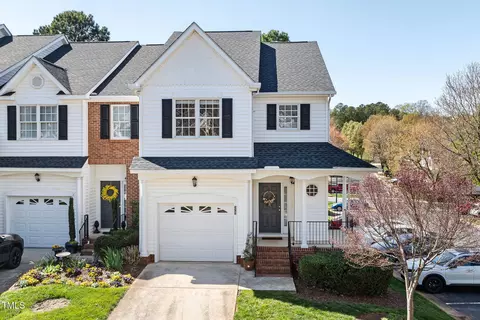 5569 Sea Daisy Dr, Raleigh, NC 27606