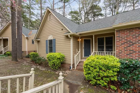 Exterior - 107 Boldleaf Ct, Cary, NC 27513 photo 1 of 13