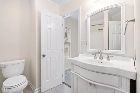 Bath - 107 Boldleaf Ct, Cary, NC 27513 photo 1 of 4