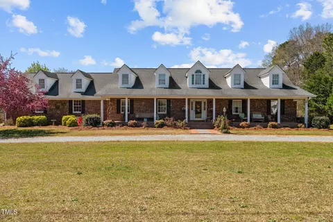 3030 Old Stage Rd S, Erwin, NC 28339