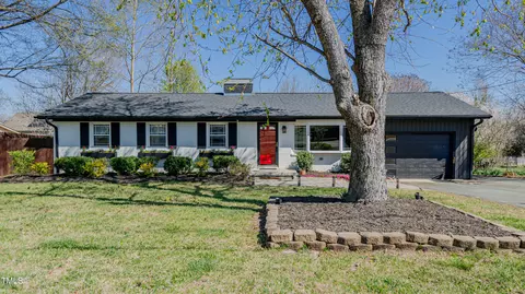 761 S Eighth St, Mebane, NC 27302