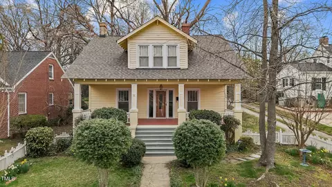 529 Hillcrest Ave, Burlington, NC 27215