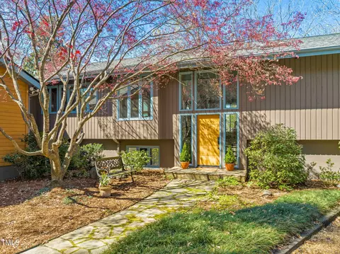 928 Pinehurst Dr, Chapel Hill, NC 27517