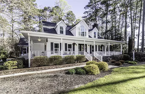 401 Longwood Dr, Pinetops, NC 27864