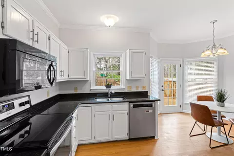 Kitchen - 9724 Dansington Ct, Raleigh, NC 27615 photo 5 of 6