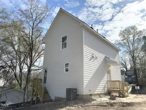 Exterior - 908 Colfax St, Durham, NC 27701 photo 6 of 7
