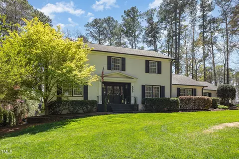 509 Queensferry Rd, Cary, NC 27511
