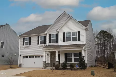110 Manor Stone Dr, Clayton, NC 27527