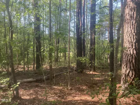 7405 Star Dr, Durham, NC 27713 photo 2