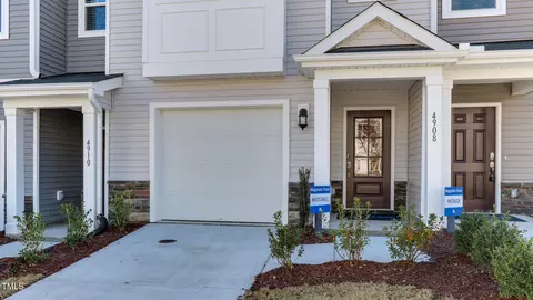 404 Deercroft Dr, Apex, NC 27539 photo 5