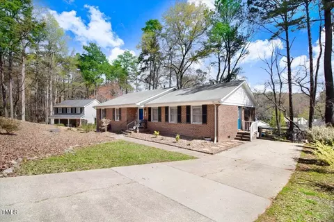 104 Amberhill Ct, Garner, NC 27529 photo 3