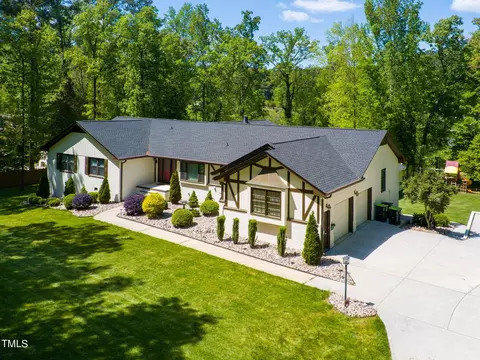 5313 Edington Ln, Raleigh, NC 27604