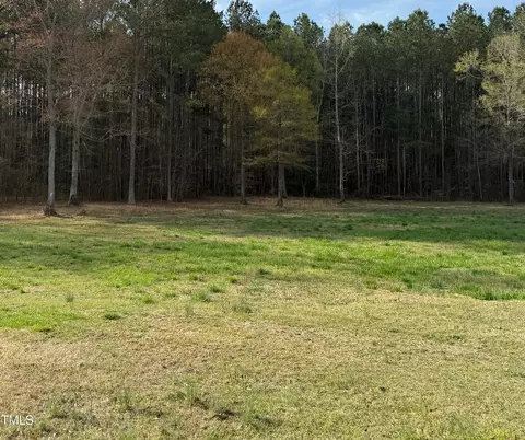 000 Rock Pillar Rd, Clayton, NC 27520