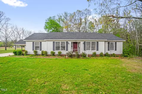 1022 Glover Rd, Dunn, NC 28334