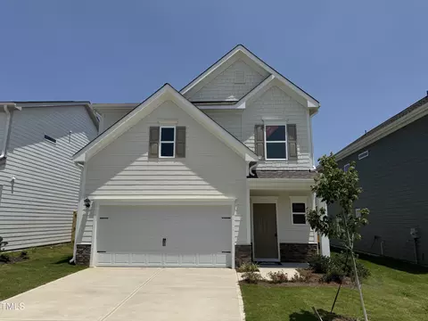 84 Commons Cir, Clayton, NC 27520