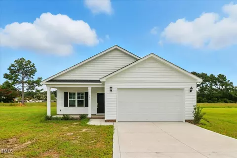 101 E Sillinger Dr, Goldsboro, NC 27534