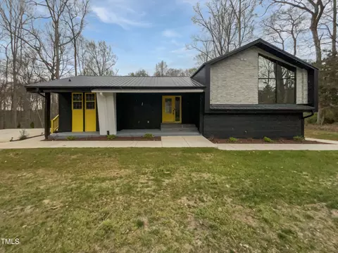 8125 Park Side Dr, Raleigh, NC 27612