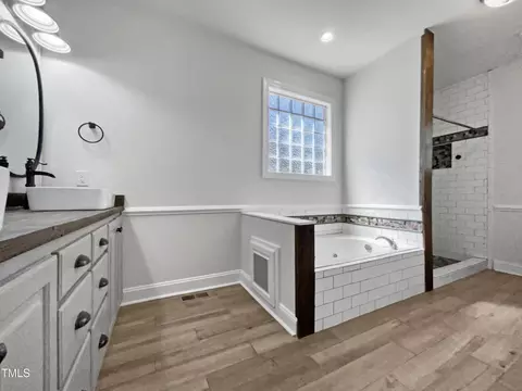 Bath - 117 Pierce Rd, Garner, NC 27529 photo 2 of 3