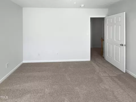 23 Round Spring Ln, Durham, NC 27712 photo 12