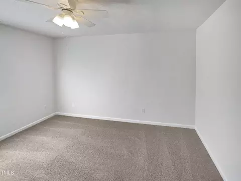 23 Round Spring Ln, Durham, NC 27712 photo 15