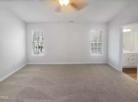 23 Round Spring Ln, Durham, NC 27712 photo 17