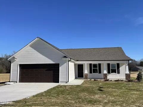26 Harvest Hills Ln, Dunn, NC 28334