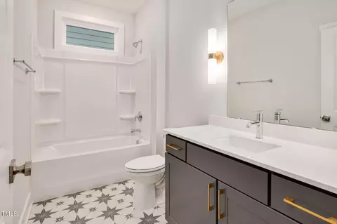 Bath - 2212 Edwin Ave #A, Durham, NC 27705 photo 1 of 4