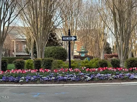 303 Circle Park Pl, Chapel Hill, NC 27517