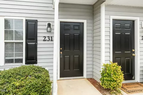 231 Donald Ross Dr, Raleigh, NC 27610