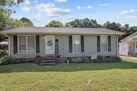 105 Daniel St, Oxford, NC 27565