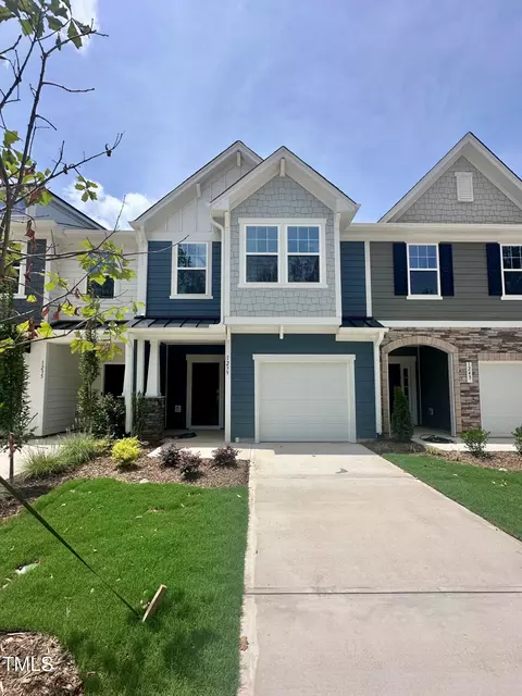 1239 Hammond Dr, Mebane, NC 27302