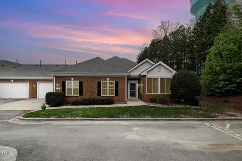 1029 Thistle Briar Pl #C-35, Cary, NC 27511