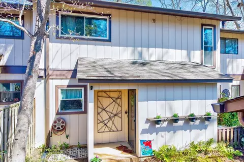3923 Wendy Ln, Raleigh, NC 27606