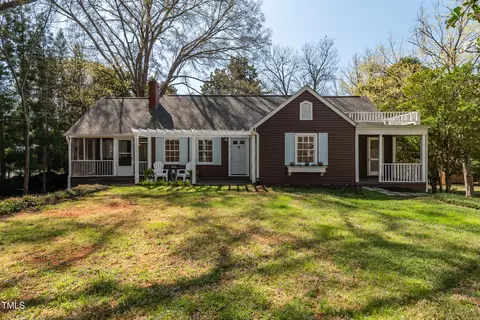 55 Lindsey St, Pittsboro, NC 27312