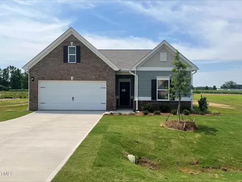 34 E American Marigold Dr #64, Benson, NC 27504