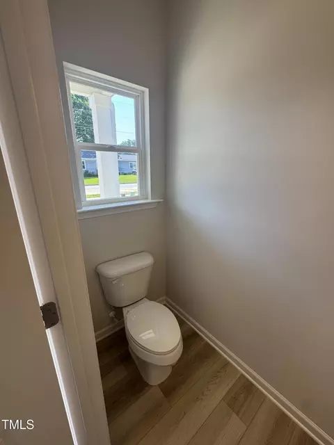 Bath - 176 Bruce Dr, Dunn, NC 28334 photo 1 of 6