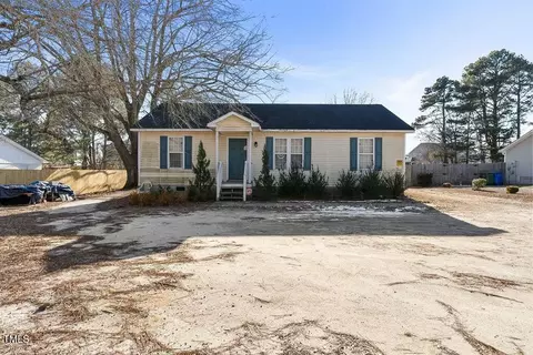 227 Coley Farm Rd, Fuquay Varina, NC 27526