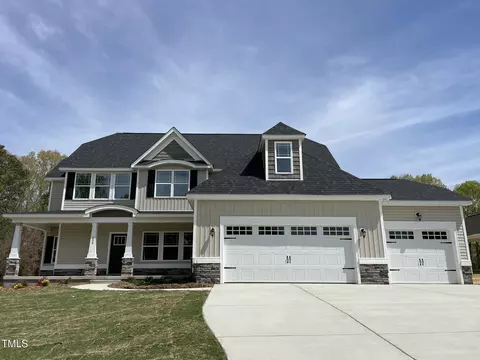 308 Busterfield Ct, Benson, NC 27504