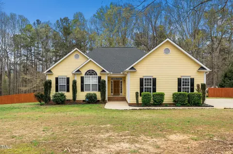 1638 Crystal Ln, Stem, NC 27581