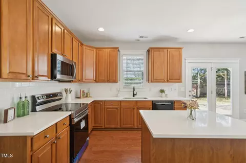 304 Frontgate Dr, Cary, NC 27519 photo 12