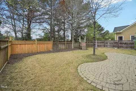 304 Frontgate Dr, Cary, NC 27519 photo 37