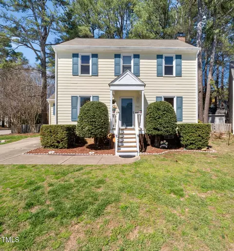 7301 Turtleneck Ct, Raleigh, NC 27616