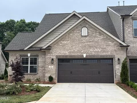 1040 Beechcraft Dr #83, Mebane, NC 27302